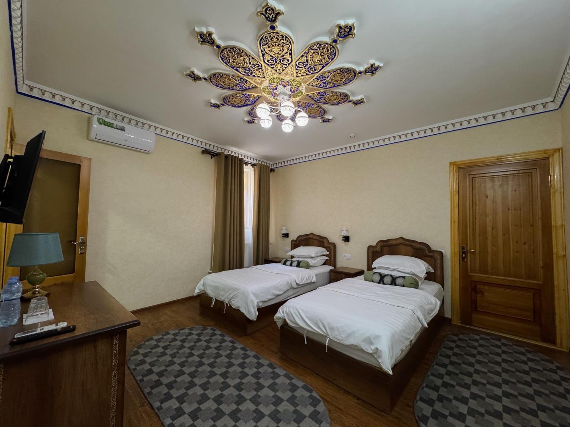 Old Gate Family Guest House Bukhara Exterior photo
